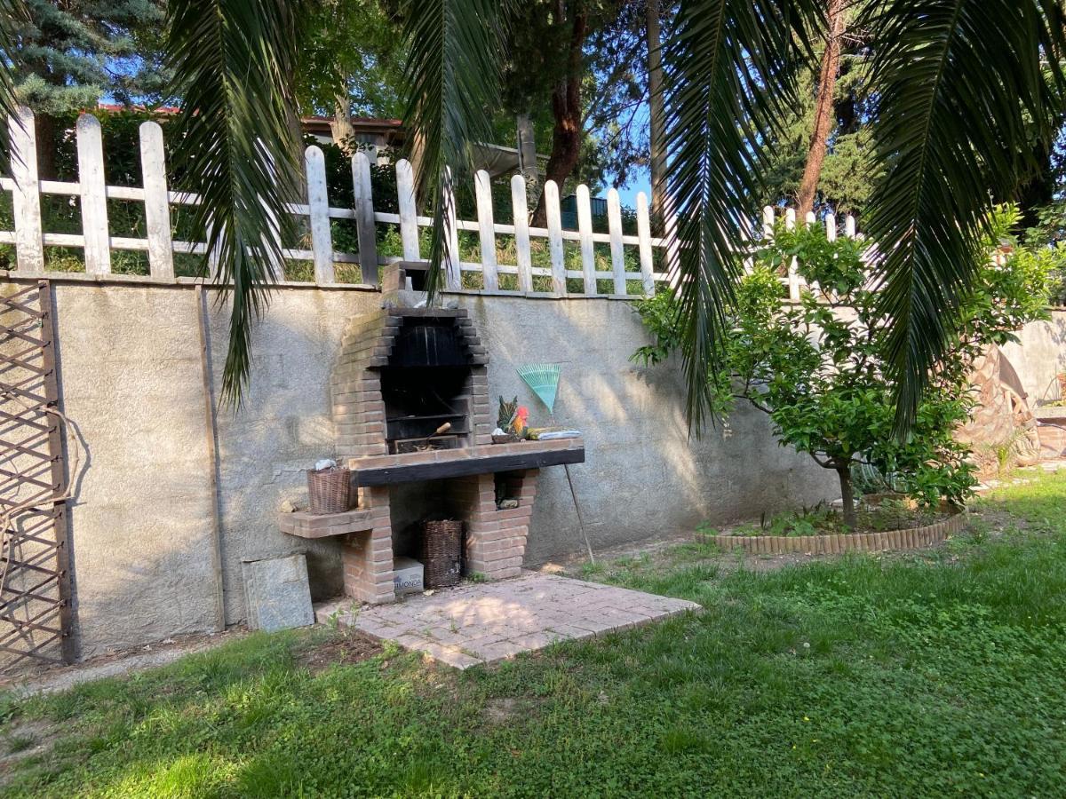 Villa Antonella Castellina Marittima Buitenkant foto