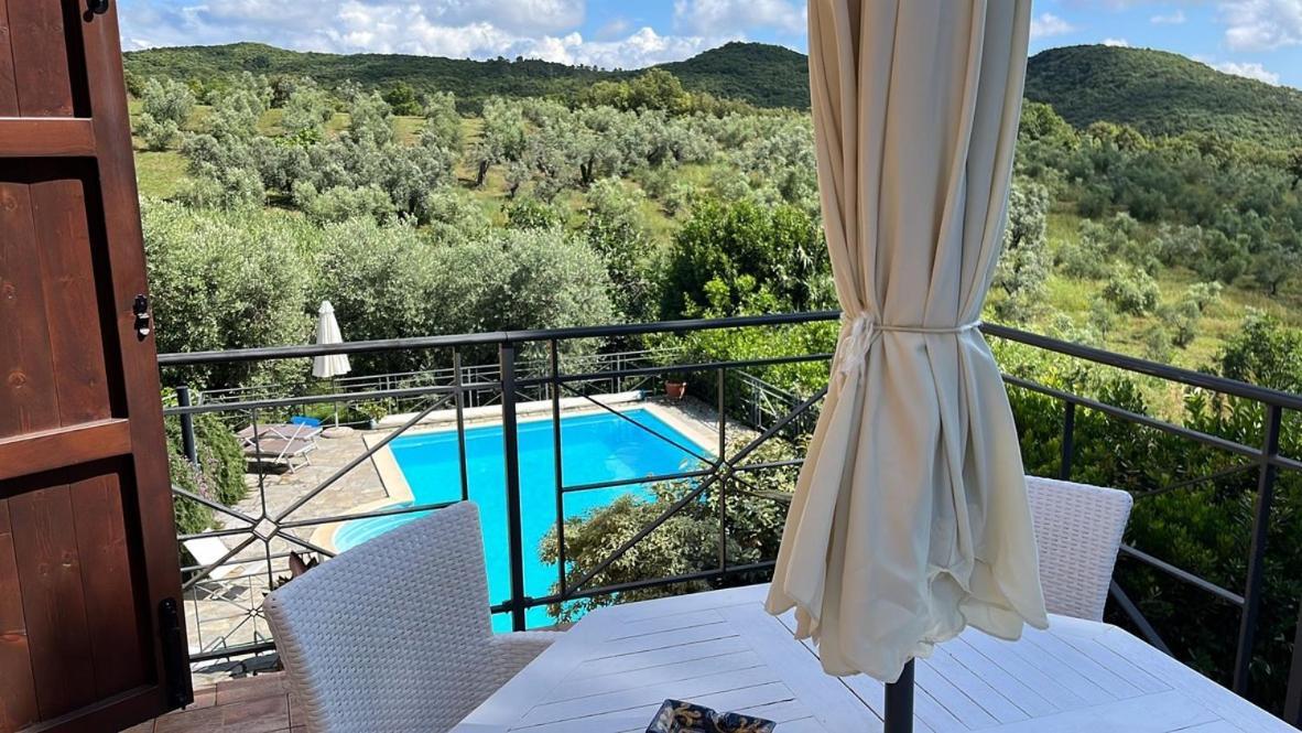 Villa Antonella Castellina Marittima Buitenkant foto